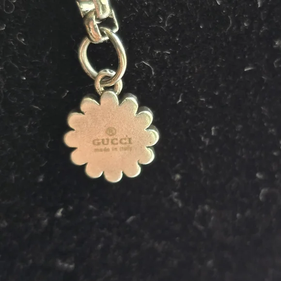 Gucci Butterfly Necklace - Picture 5 of 5